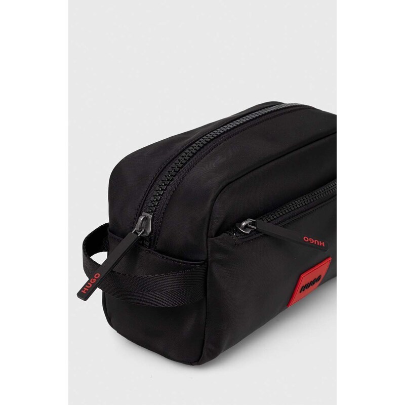 Kozmetična torbica HUGO črna barva
