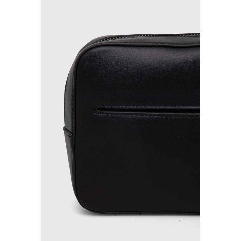 Kozmetična torbica Calvin Klein črna barva