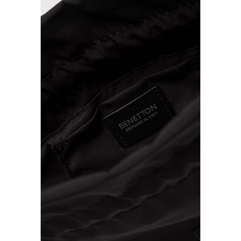 Kozmetična torbica United Colors of Benetton črna barva