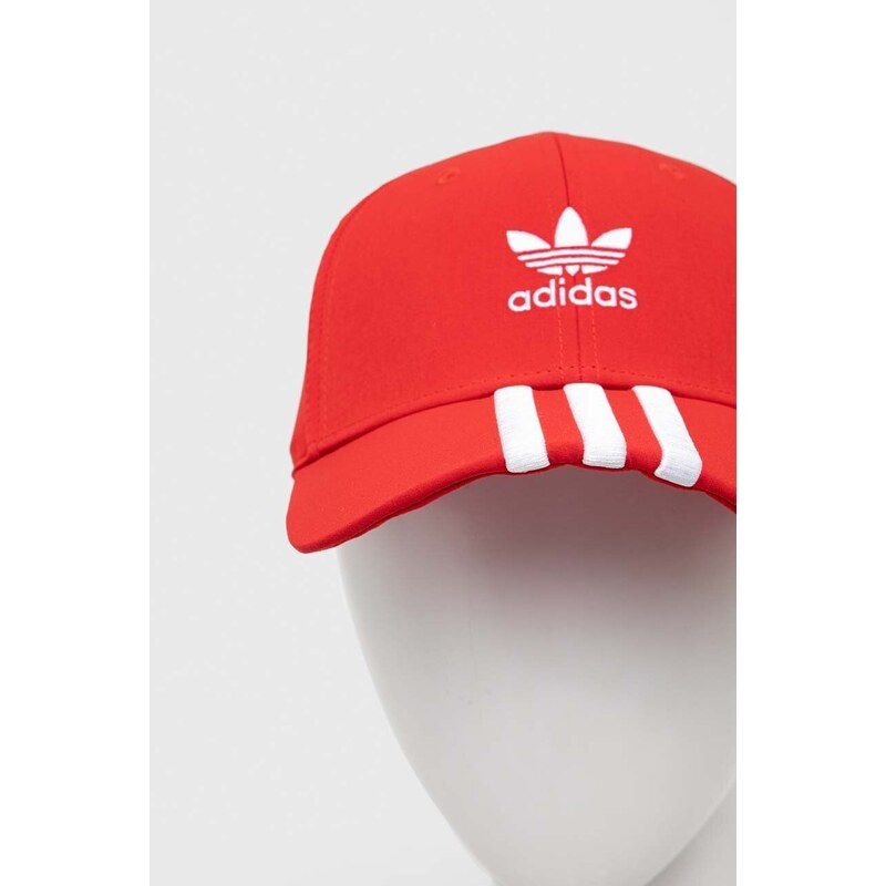 Kapa s šiltom adidas Originals rdeča barva