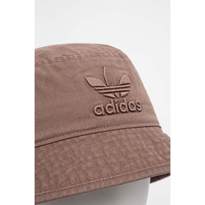 Bombažni klobuk adidas Originals rjava barva