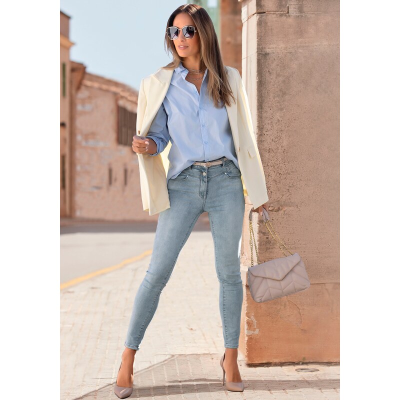 LASCANA Bluza svetlo modra