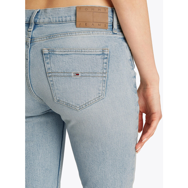 Tommy Jeans Kavbojke 'Maddie' svetlo modra