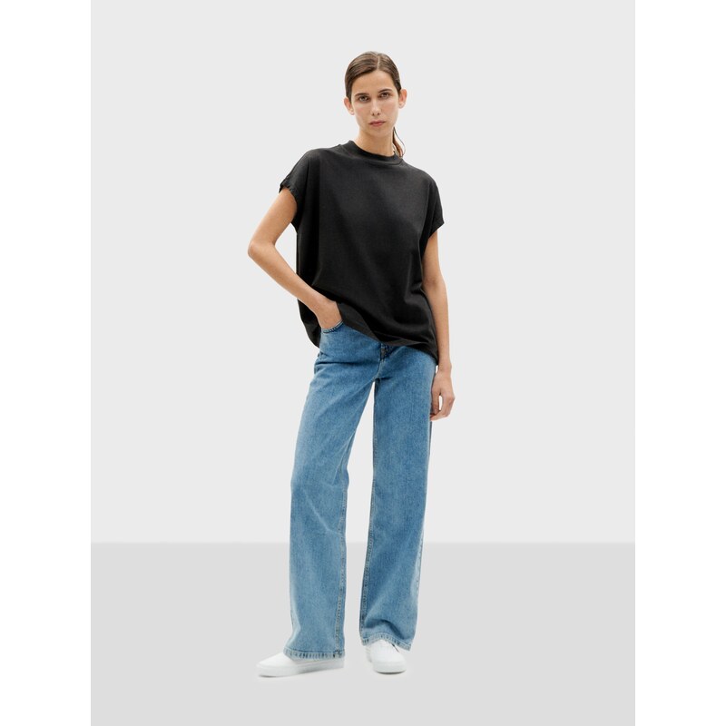 Thinking MU Majica 'Basic Volta' črna