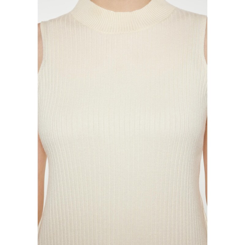 usha WHITE LABEL Pletena obleka kremna