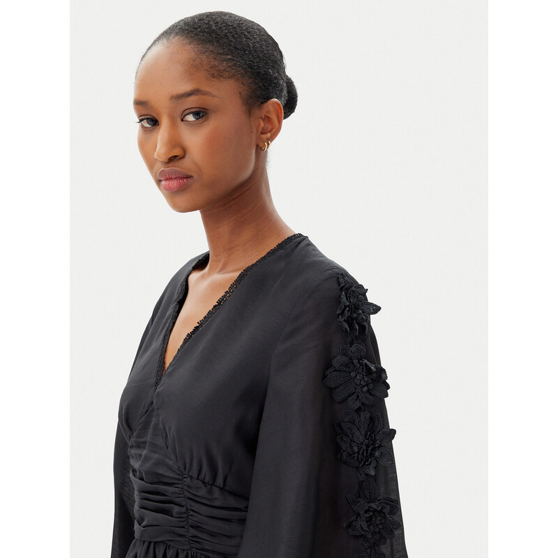 Cocktail obleka French Connection