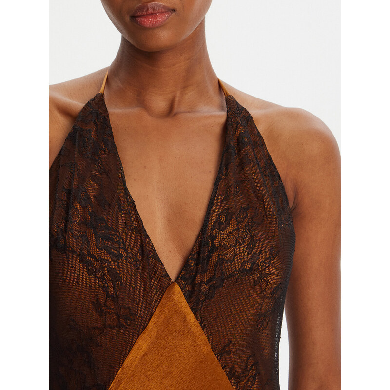 Večerna obleka Bardot