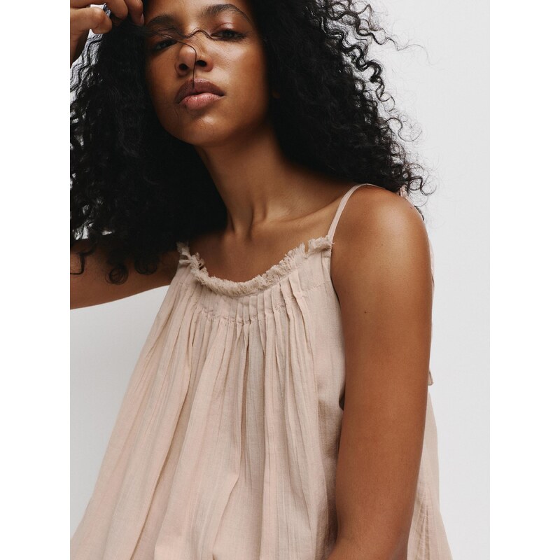 Pull&Bear Obleka puder