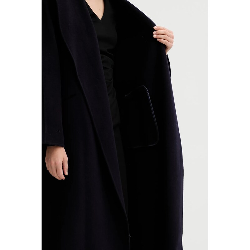 Volnen plašč Liviana Conti