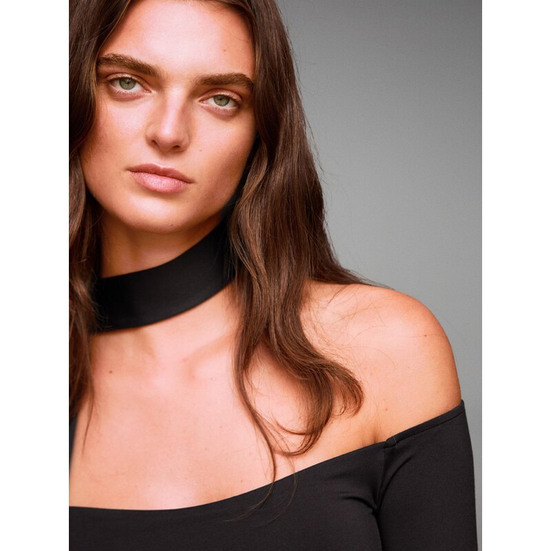 Bershka Majica črna