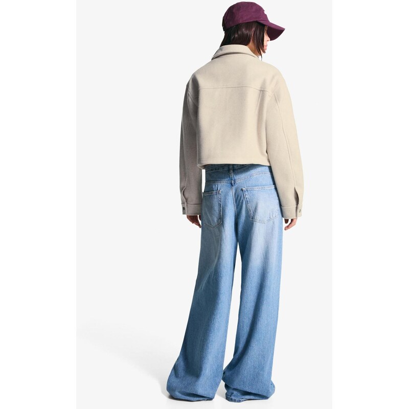 Bershka Zimska jakna pesek