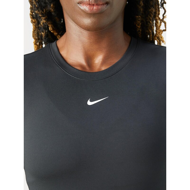 NIKE Funkcionalna majica 'ONE' črna