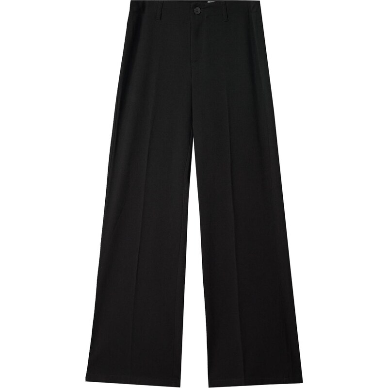 Bershka Hlače na rob črna