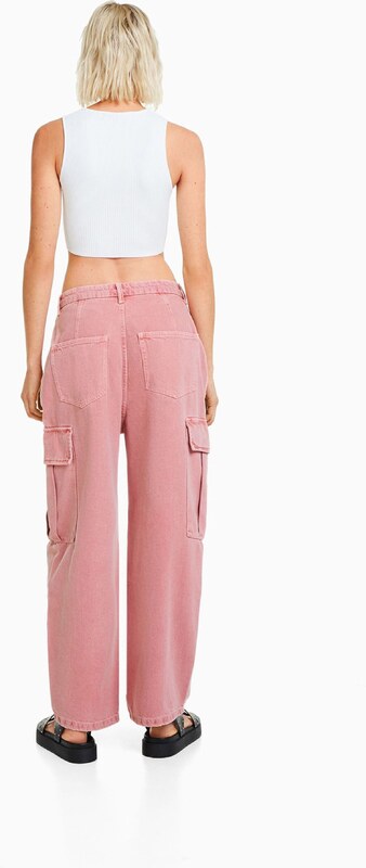 Bershka Kargo kavbojke staro roza