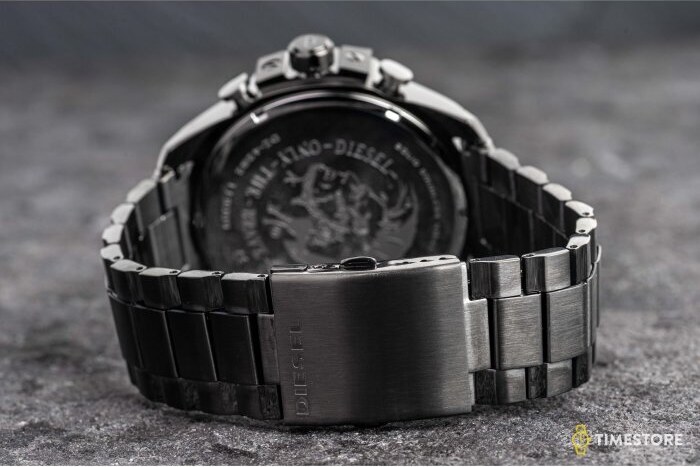 Diesel Mega Chief DZ4282