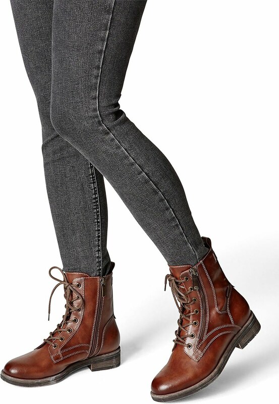 Tamaris Gležnarji z vezalkami rjava