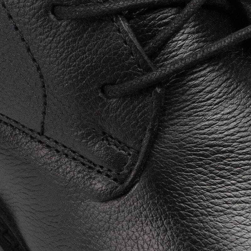 Pohodni čevlji Geox