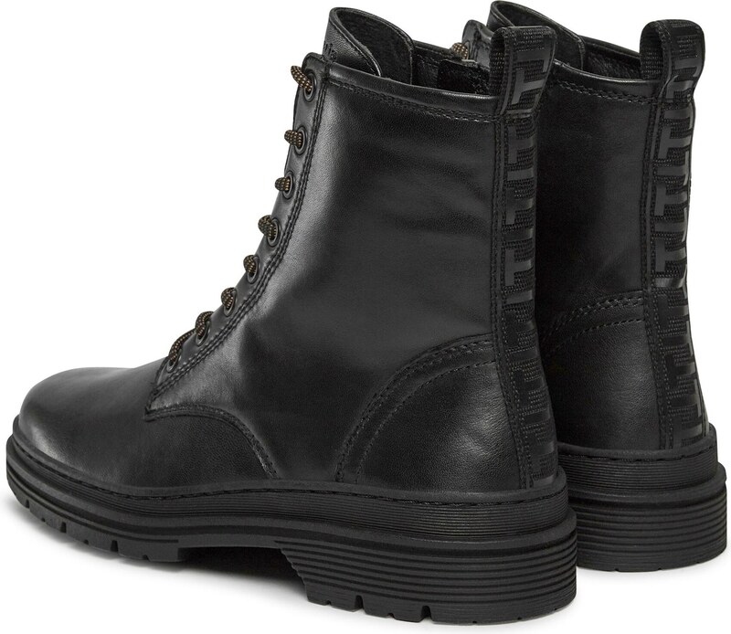 Pohodni čevlji Tamaris