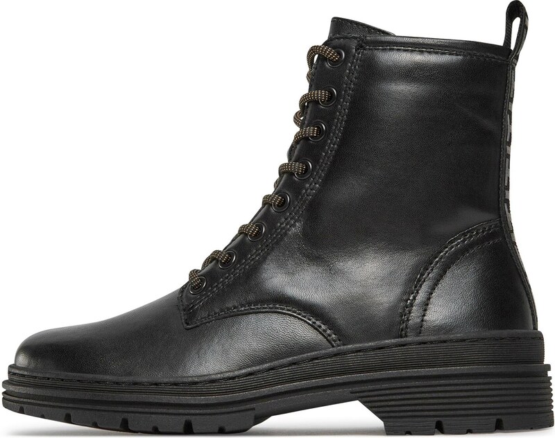 Pohodni čevlji Tamaris