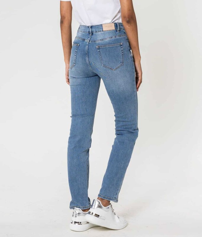 Superfashion Ravne kavbojke Nina Carter Q1803-5