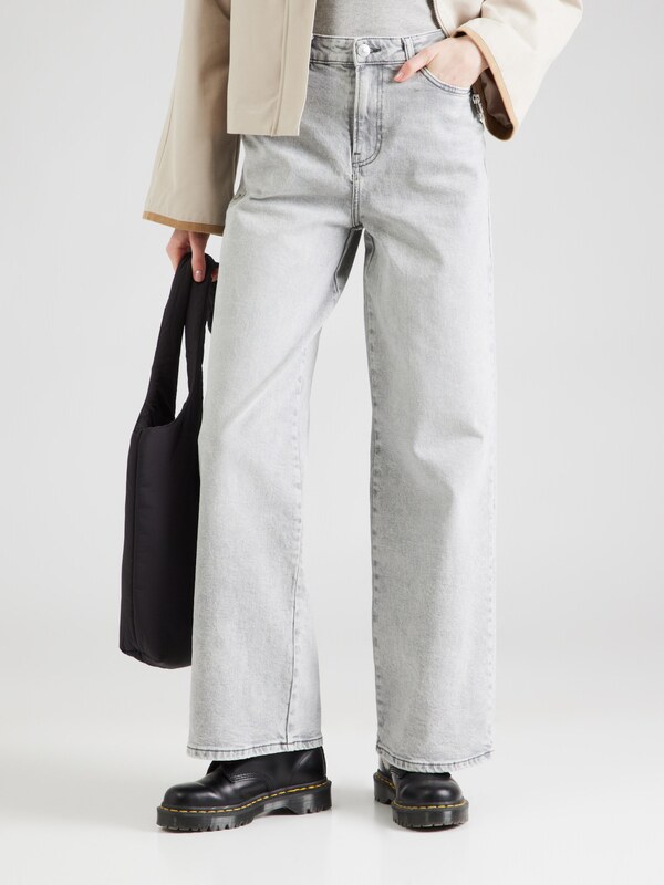 PIECES Kavbojke 'PCSELMA' svetlo siva