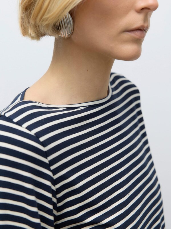 Aware Majica 'AWFIONA' safir / bela