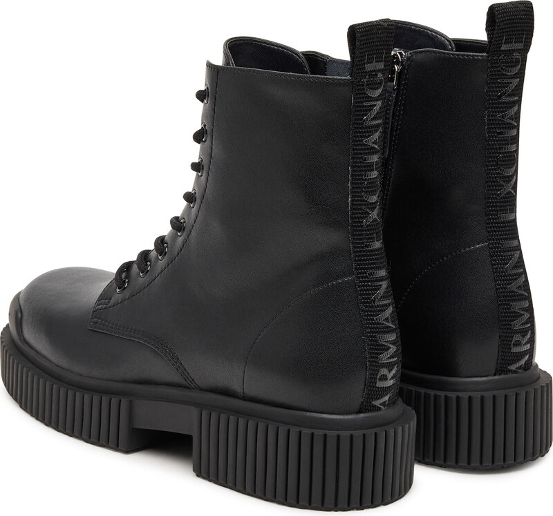 Gležnjarji Armani Exchange