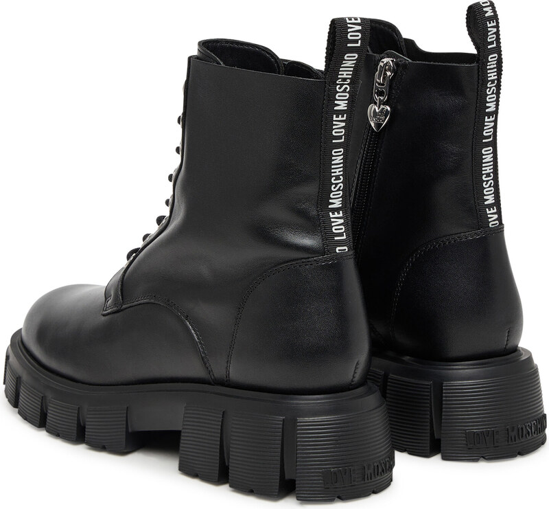 Gležnjarji LOVE MOSCHINO