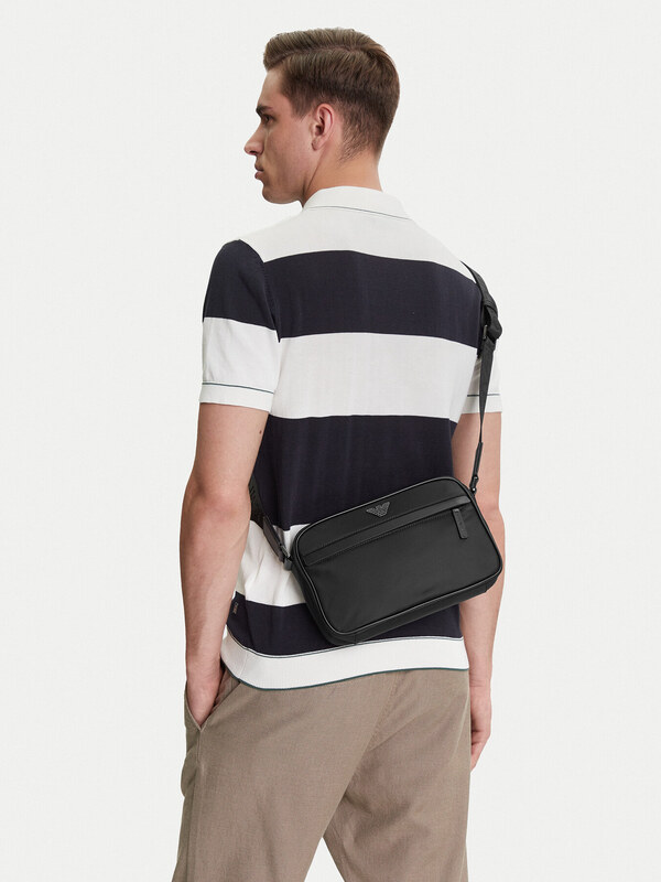 Torbica za okrog pasu Emporio Armani