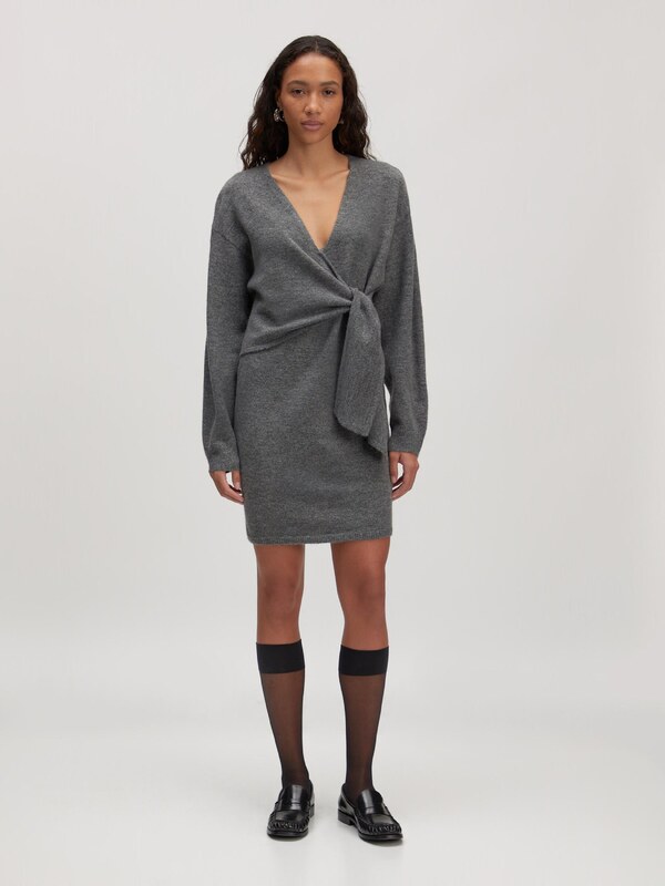 EDITED Obleka 'Loran' temno siva / pegasto siva