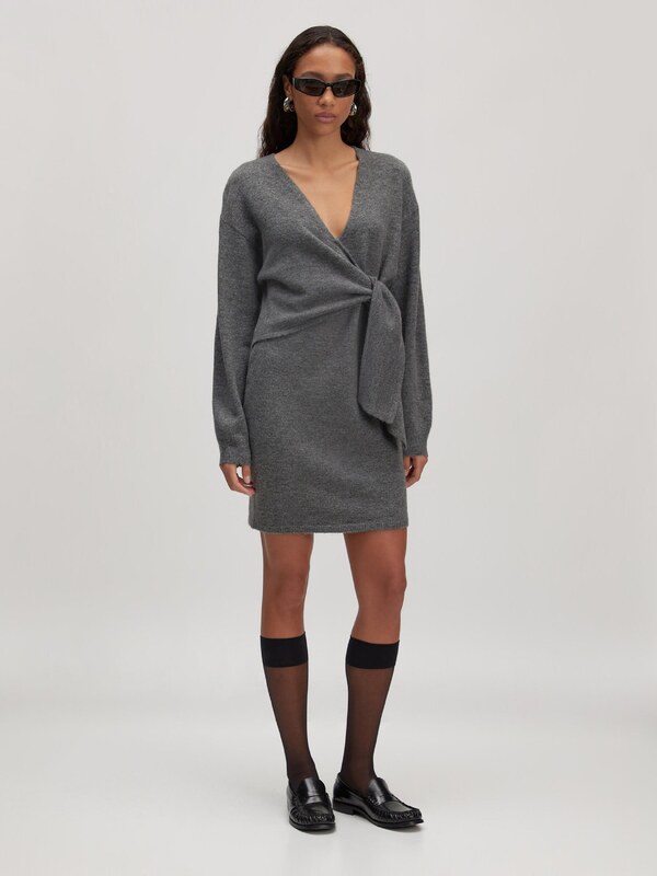 EDITED Obleka 'Loran' temno siva / pegasto siva