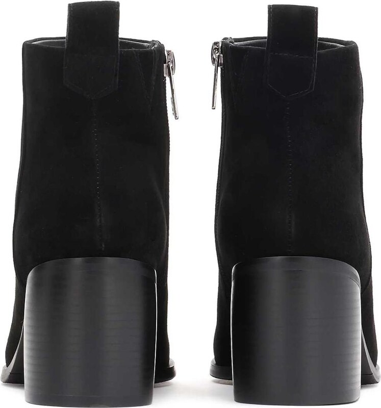 Kazar Gležnarji črna