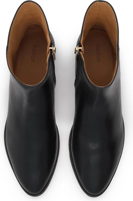 Kazar Gležnarji črna