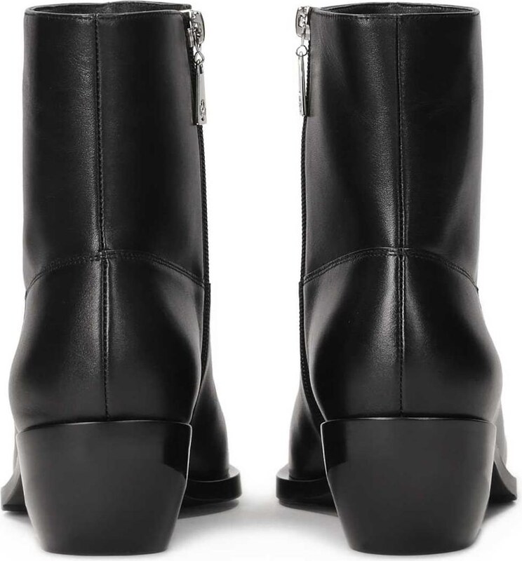 Kazar Gležnarji črna