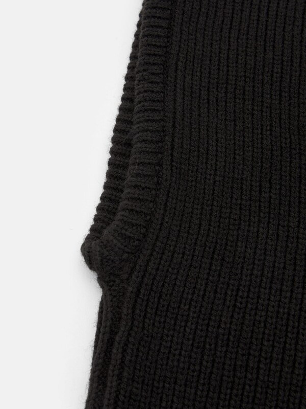 Pull&Bear Kape črna