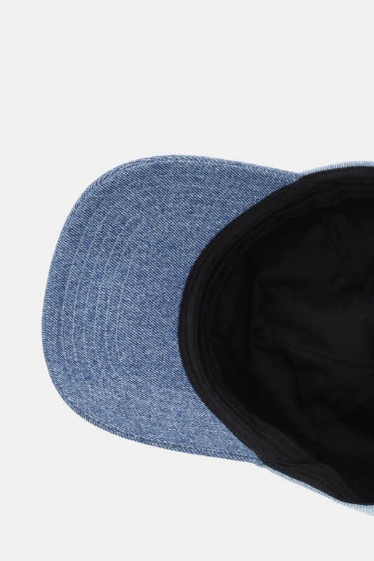 Kapa s šiltom Karl Lagerfeld Jeans