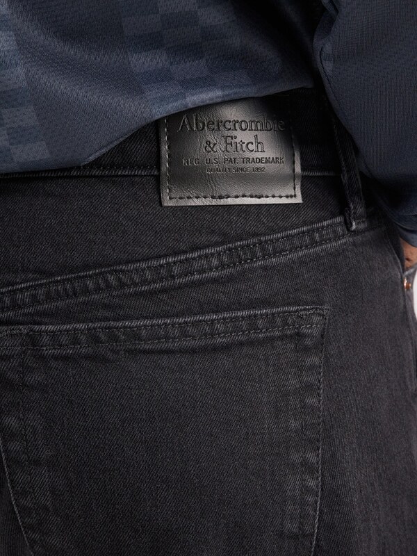 Abercrombie & Fitch Kavbojke 'JUL4' črna