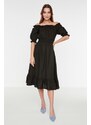 Ženska obleka Trendyol Pleated