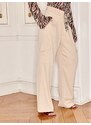Ema Louise x ABOUT YOU Hlače z naborki 'Lena' bež