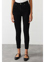 Ženske kavbojke Trendyol Skinny