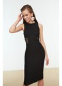 Ženska obleka Trendyol Midi